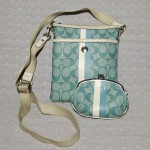Coach signature crossbody messenger bag